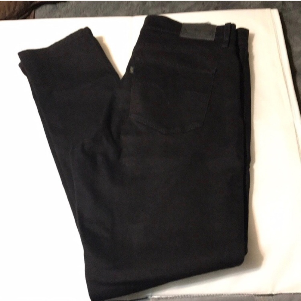 Levi’s shaping Skinny Jean